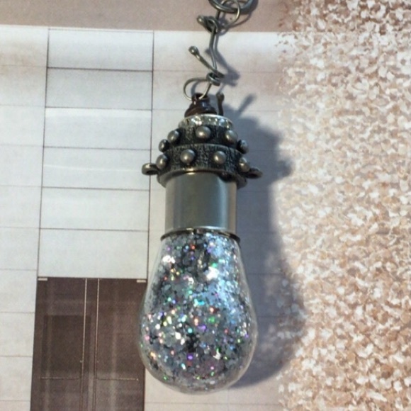 Metal & Glitter 3.5” Lightbulb Pendant & Chain - Picture 3 of 8
